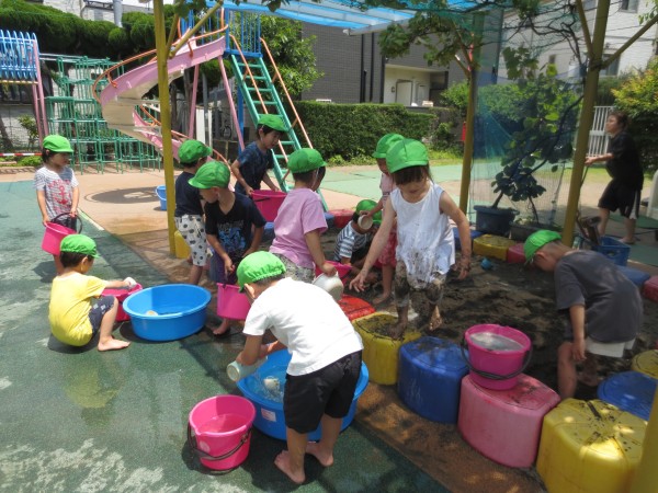 藤組さんの水遊び・泥んこ遊び！！サムネイル