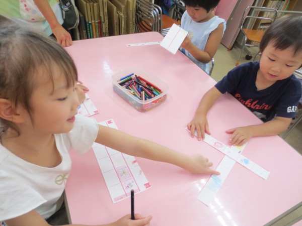 夏休み中の預かり保育もプールをしたり、いろいろなこと楽しんでいるよ～(^^♪～サムネイル