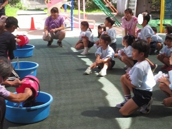 お泊まり会で染めＴシャツをつくったよ😊サムネイル