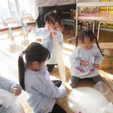 共同製作が進んでいます（　＾ω＾）・・・（菊組・藤組）サムネイル